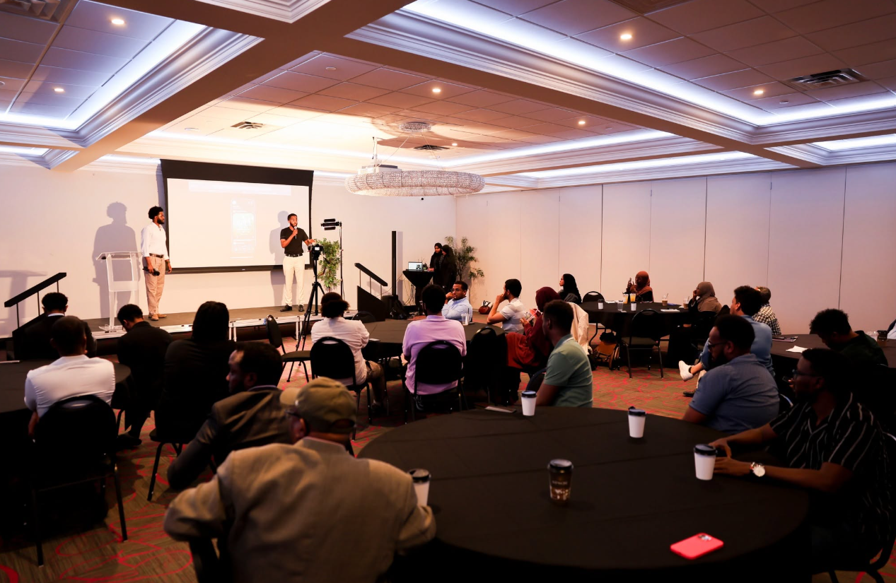 Attendees sharing ideas at an SSE event